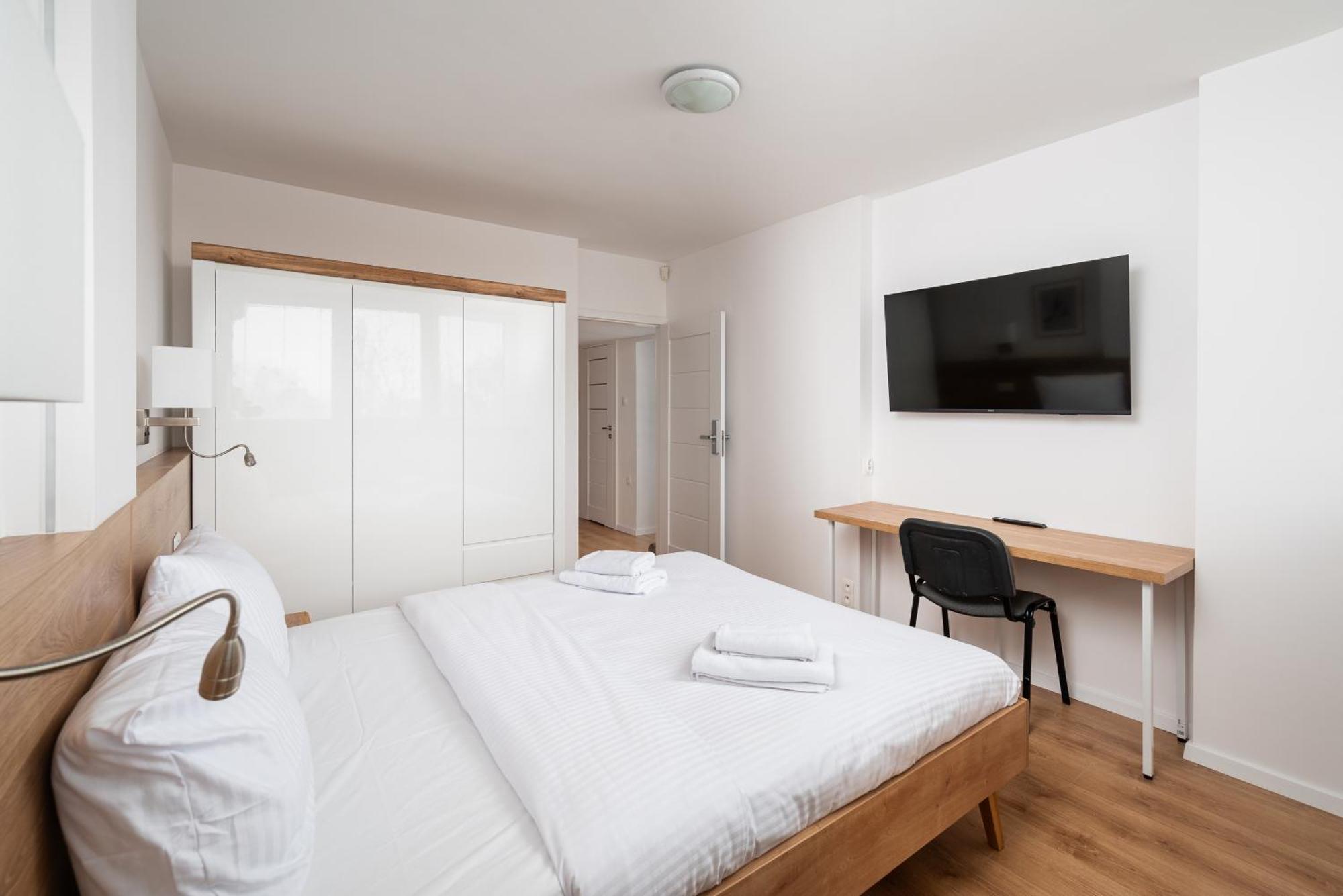 Krasinski Garden Comfort Apartment Варшава Экстерьер фото