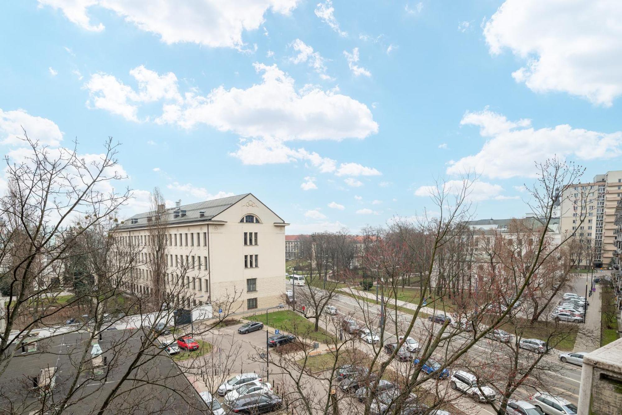 Krasinski Garden Comfort Apartment Варшава Экстерьер фото